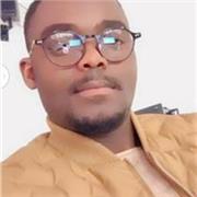 Professeur donnant les cours aux étudiants en droit